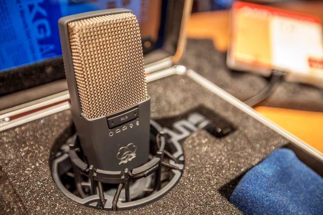 The 5 Best Mics for Guitar Amps