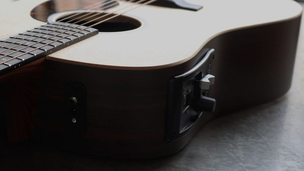 Hyvibe smart guitar